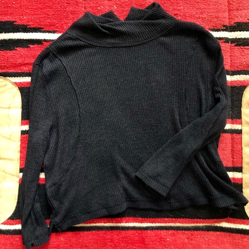 Free People Mock Neck Crop Sweater 🕊